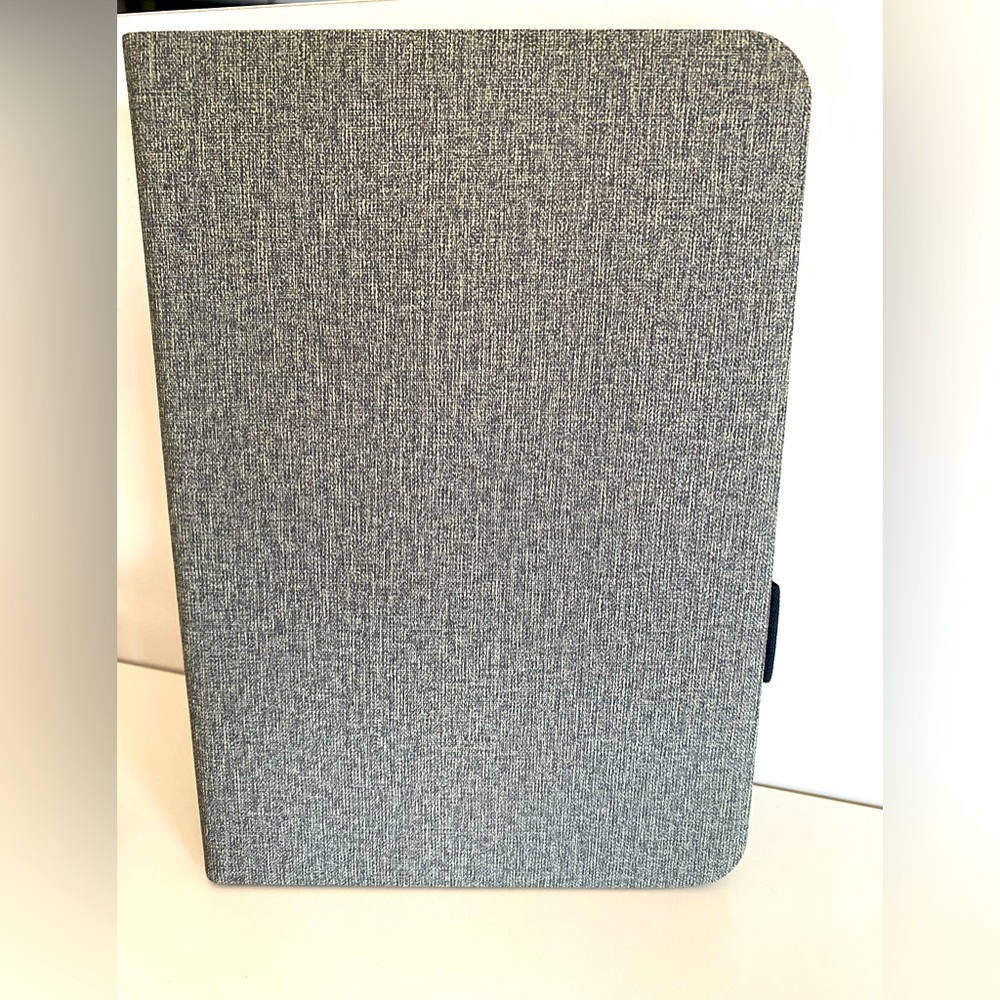 ESR iPad mini (6th generation) case.